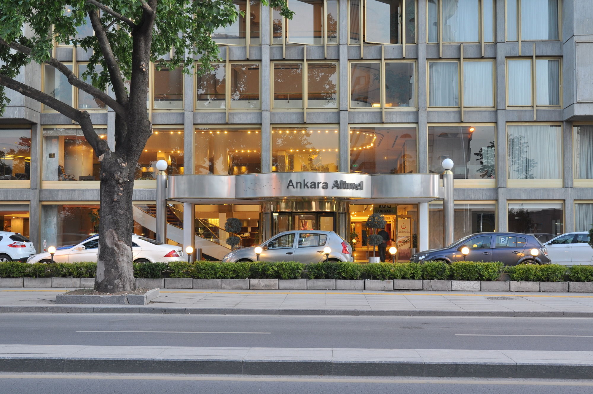 Altinel Ankara Hotel & Convention Center Экстерьер фото
